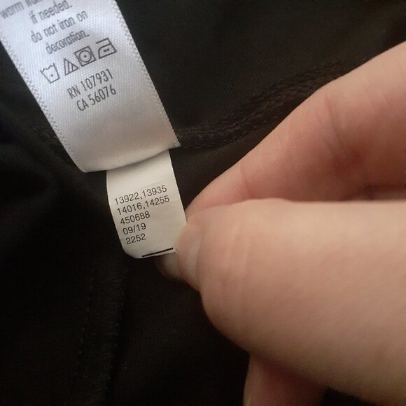 Justice Girl's Size 18/20 Black Gold Spell Out Lace Front Leggings - Picture 5 of 9